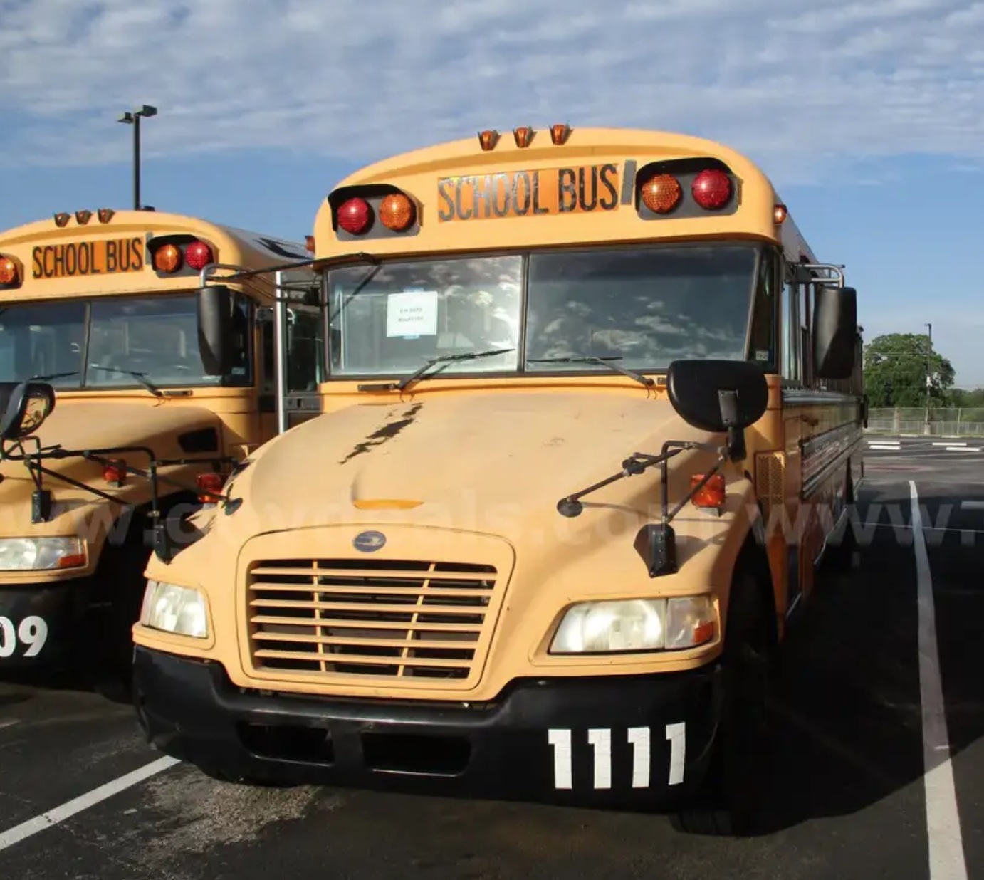 A picture of the bus I’m looking at.